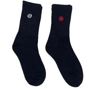 Lululemon Daily Essential Crew Socks 2 Pair Black Unisex Medium New